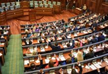 “Paga kalimtare”: Mbi 150 mijë euro në muaj për ish-deputetët