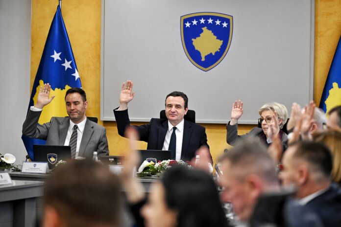 votimi qeveria